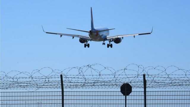 После взрывов в Новой Москве самолеты, летевшие во Внуково, перенаправляют в другие аэропорты